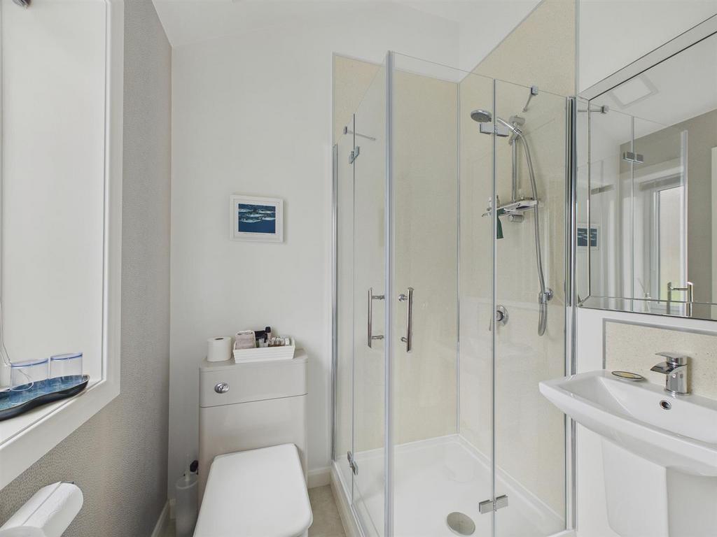 CAM03972 G0-PR0259-STILL012.jpg