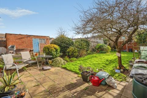 3 bedroom terraced house for sale, Redbridge Grove, Havant, Hampshire, PO9