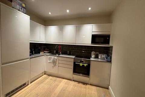 1 bedroom apartment to rent, Aldenham Road, BUSHEY