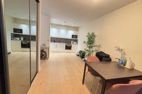 1 bedroom apartment to rent, Aldenham Road, BUSHEY