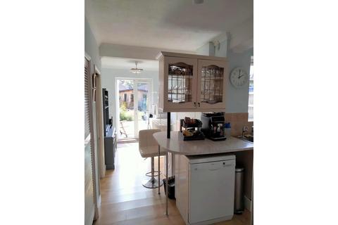 undefined, Park Avenue, Egham, TW20