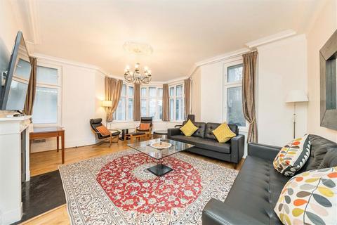 4 bedroom flat for sale, Marylebone Road, London NW1