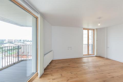 2 bedroom apartment to rent, Lockton Street