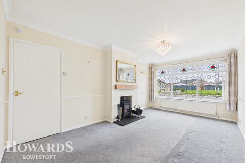 2 bedroom semi-detached bungalow for sale, Heigham Drive, South Oulton Broad