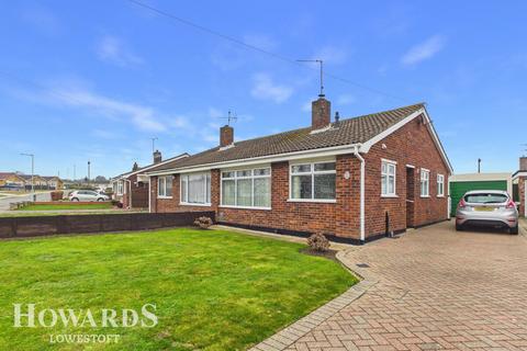 2 bedroom semi-detached bungalow for sale, Heigham Drive, South Oulton Broad