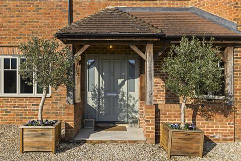 undefined, The Sands - Farnham