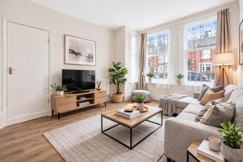 3 bedroom terraced house for sale - Argyle Road, London, N17
