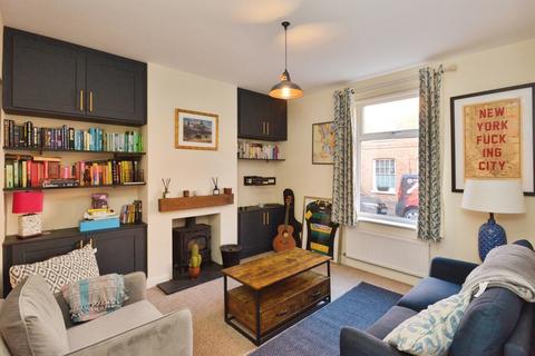 2 bedroom house for sale, Buckingham Street, Wolverton, Milton Keynes, Buckinghamshire, MK12
