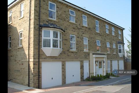 Lower Station Road, Wakefield, WF6