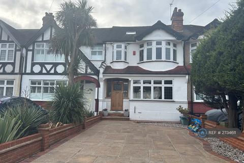 4 bedroom terraced house to rent, Wickham Chase, West Wickham, BR4