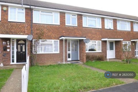 4 bedroom terraced house to rent, Cleave Avenue, Hayes, UB3