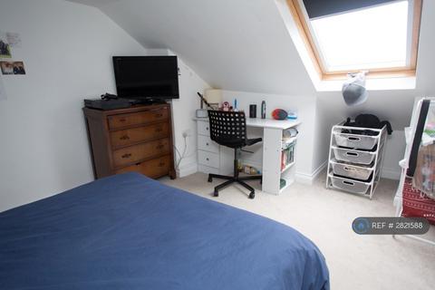 undefined, Worcester Parade, Gloucester, GL1
