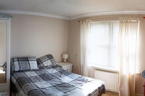 undefined, St. Lukes Square, Guildford, GU1