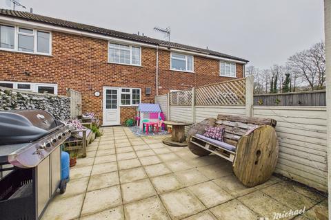 2 bedroom terraced house for sale, Rowland Way, Aylesbury