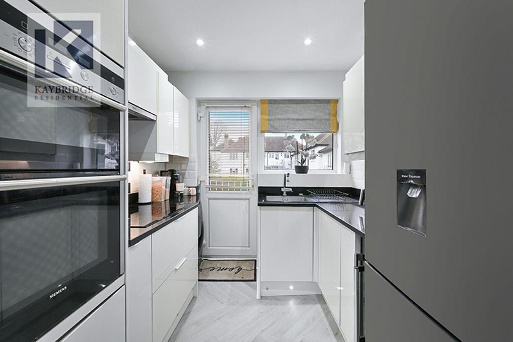 The Maisonettes Alberta Avenue, Cheam - SM1 2 LQ