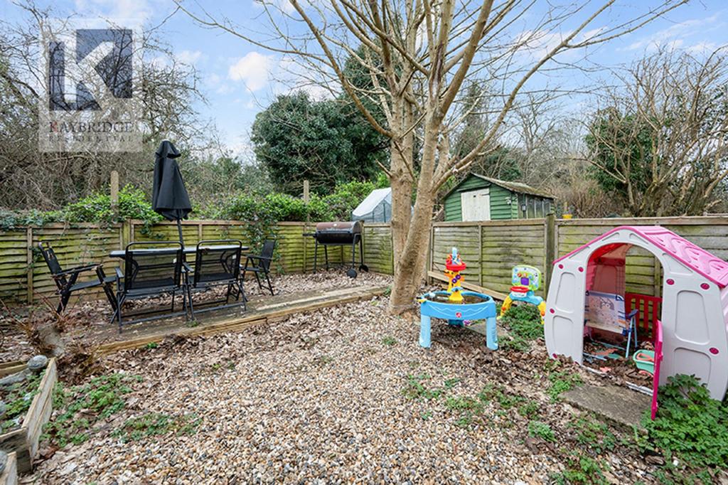 The Maisonettes Alberta Avenue, Cheam - SM1 2 LQ