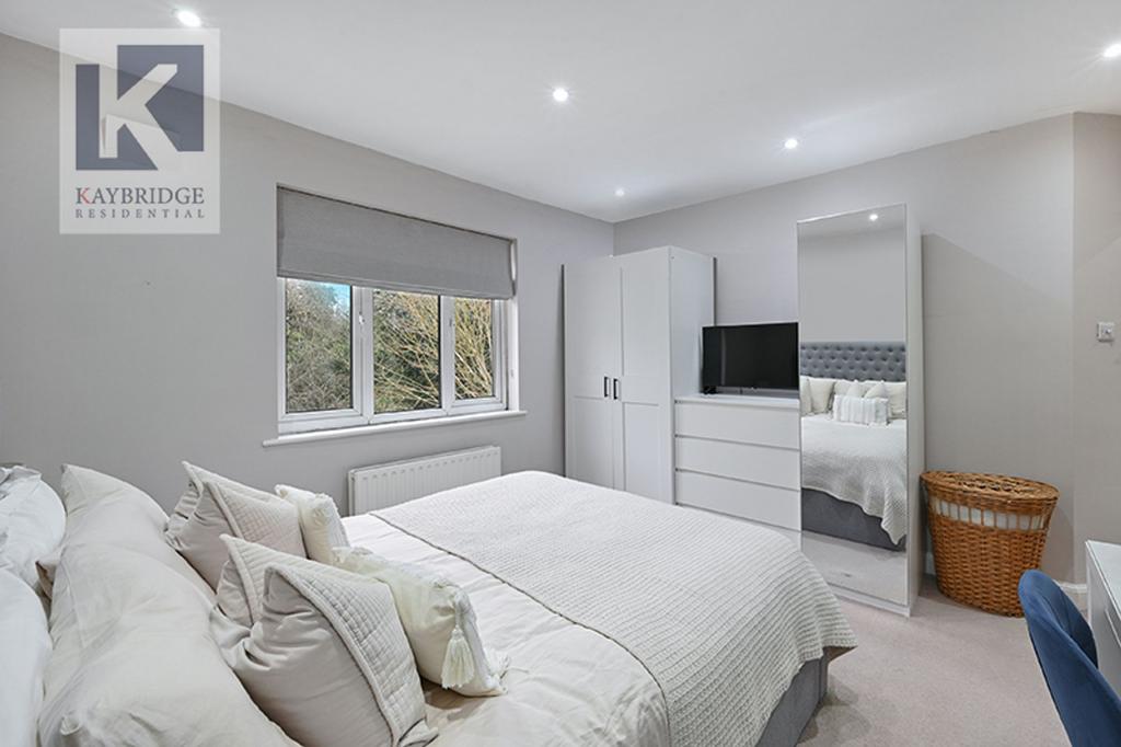 The Maisonettes Alberta Avenue, Cheam - SM1 2 LQ