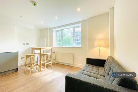 2 bedroom flat to rent, Wandsworth Road, London, SW8