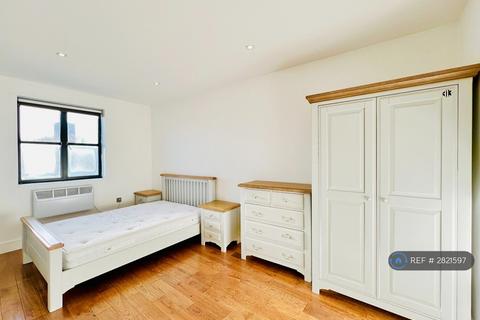 2 bedroom flat to rent, Bermondsey Wall East, London, SE16