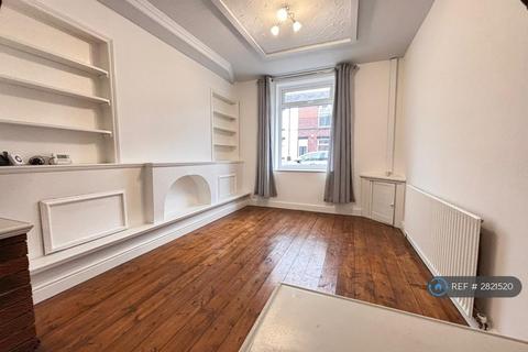 2 bedroom terraced house to rent, Ainsworth Road, Radcliffe, Manchester, M26