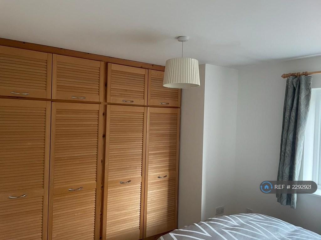 Bedroom3 storage