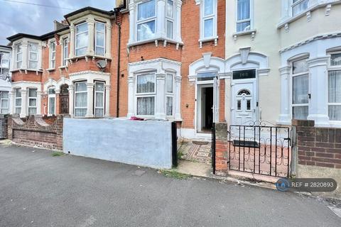 undefined, Byron Avenue, London, E12