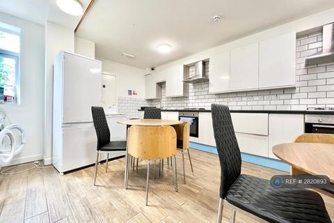undefined, Byron Avenue, London, E12