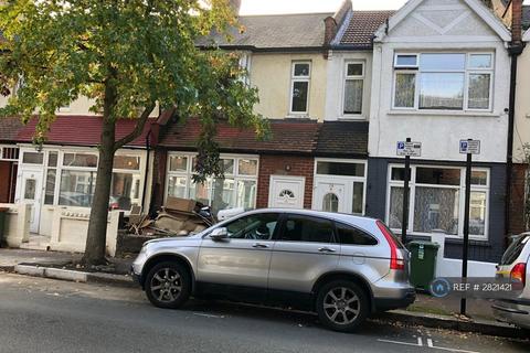 undefined, Pulleyns Avenue, London, E6