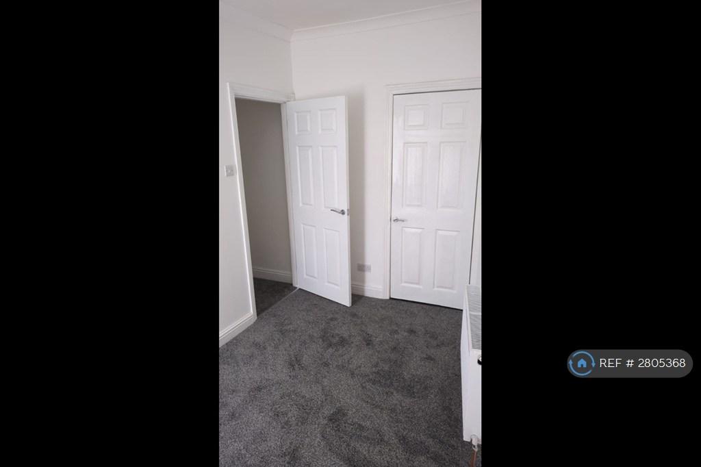 Bed 3 With Built In Wardrobe
