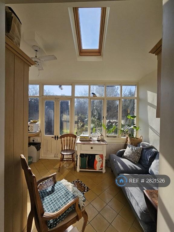 Kitchen/Sun Room