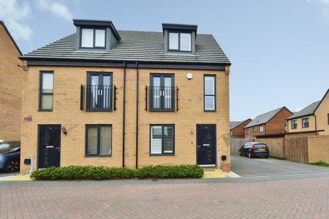 3 bedroom semi-detached house for sale - Harlington Way, Waverley, Rotherham, South Yorkshire, S60