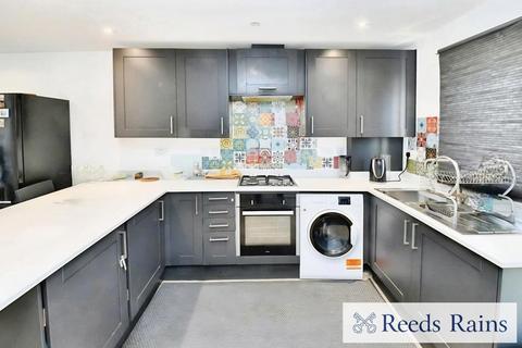 2 bedroom terraced house to rent, Shergar Way, Greater Manchester M6