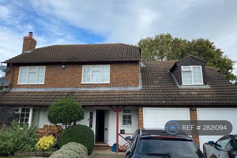 undefined, Thomas Drive, Newport Pagnell, MK16
