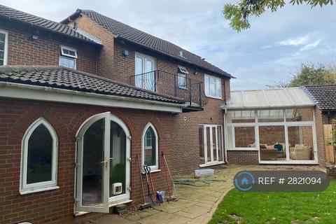 undefined, Thomas Drive, Newport Pagnell, MK16