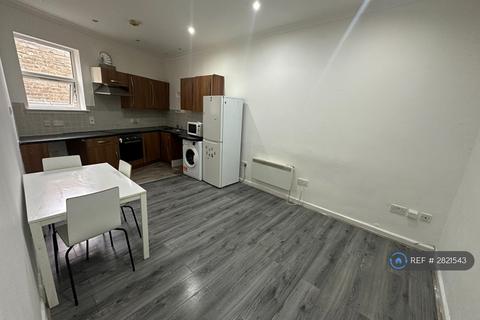 2 bedroom flat to rent, High Road Leytonstone, London, E11