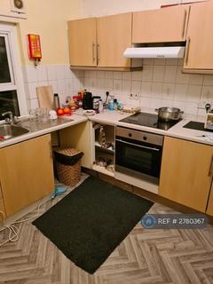 2 bedroom terraced house to rent, Clytha Square, Newport, NP20