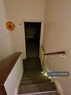 2 bedroom terraced house to rent, Clytha Square, Newport, NP20