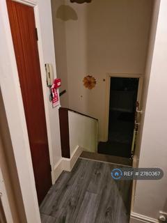 2 bedroom terraced house to rent, Clytha Square, Newport, NP20