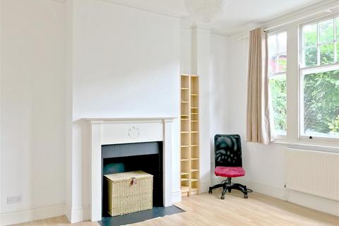 4 bedroom house to rent, Birley Road, Whetstone, London