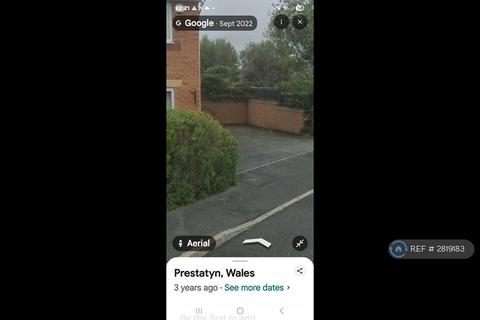 undefined, Rhodfa Wyn, Prestatyn, LL19