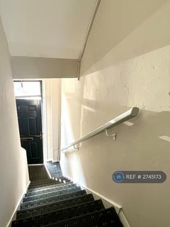 3 bedroom flat to rent, Holberry Gardens, Sheffield, S10