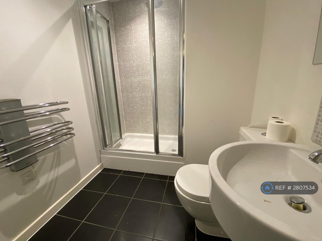 Master Ensuite