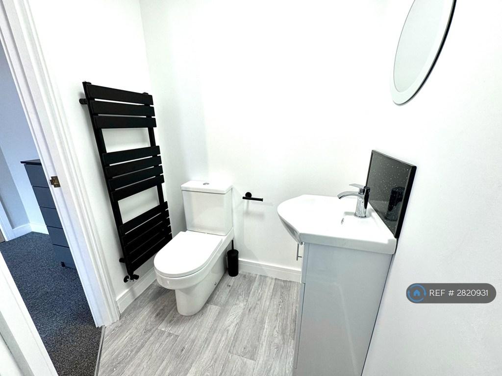 Room 1 Ensuite