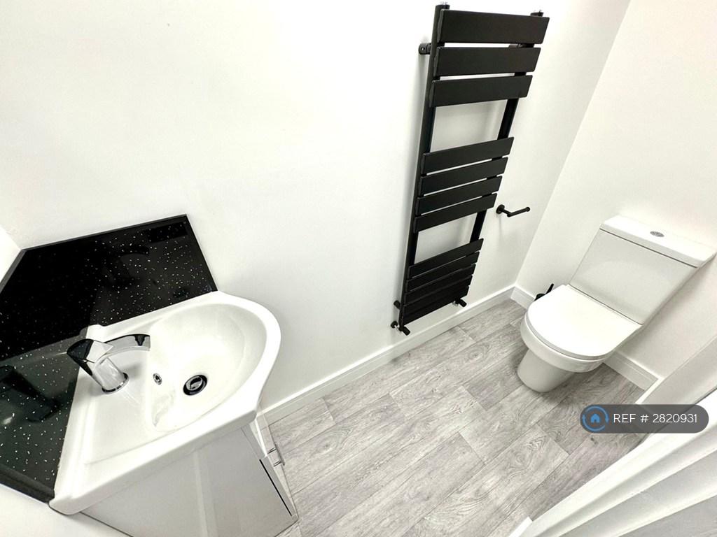 Room 4 Ensuite