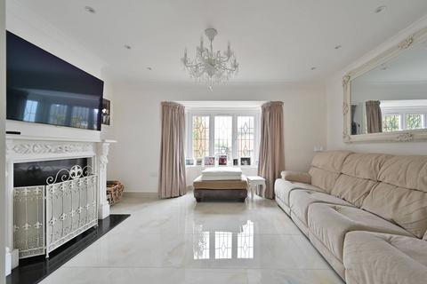 undefined, Crabtree Close, Bushey, WD23