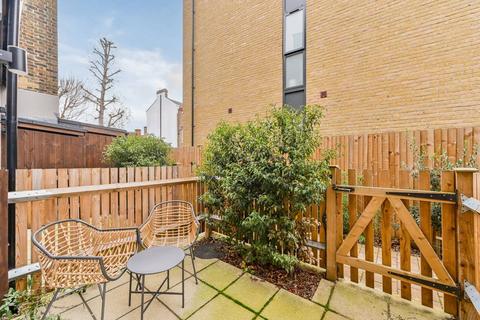 1 bedroom flat to rent, Kilburn Lane, Queen's Park, London, W9
