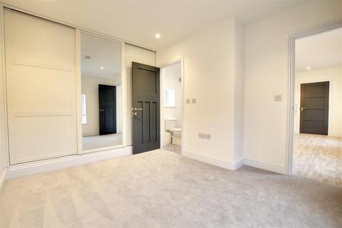 undefined, Manchester Place, High Street, Huntingdon