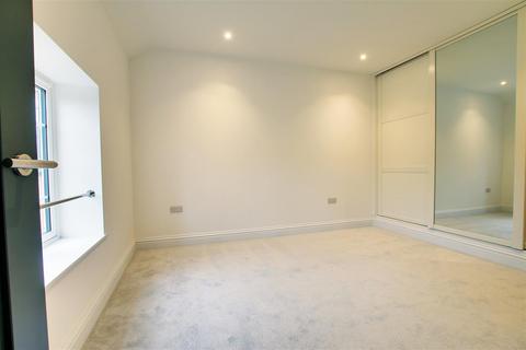 undefined, Manchester Place, High Street, Huntingdon