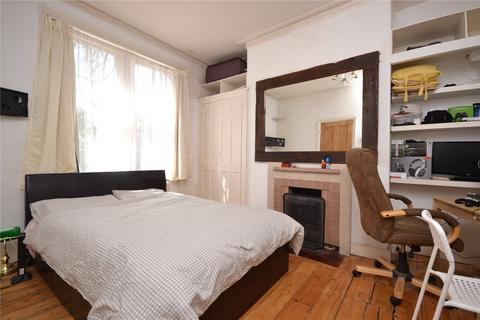 3 bedroom apartment to rent, Fortis Green Road, Muswell Hill, London, N10