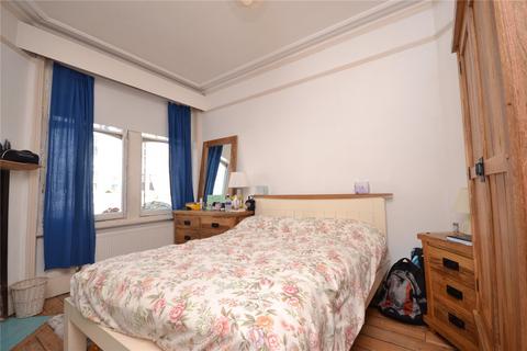 3 bedroom apartment to rent, Fortis Green Road, Muswell Hill, London, N10